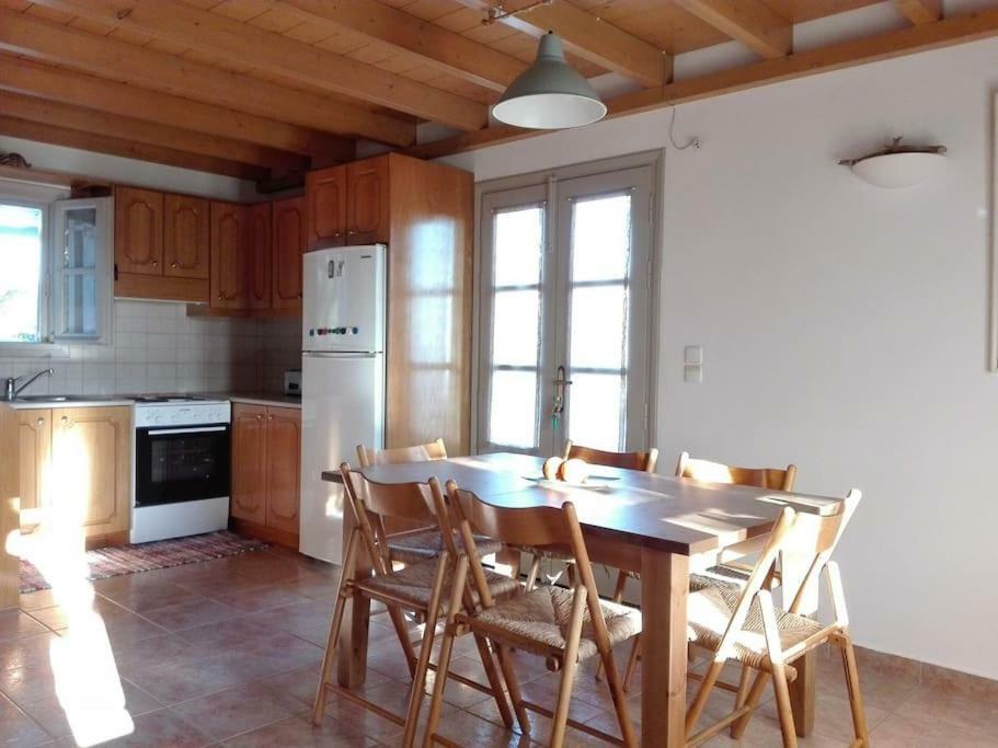 Vila Sunny House With Amazing View For 4+2 Persons Pláka Exteriér fotografie