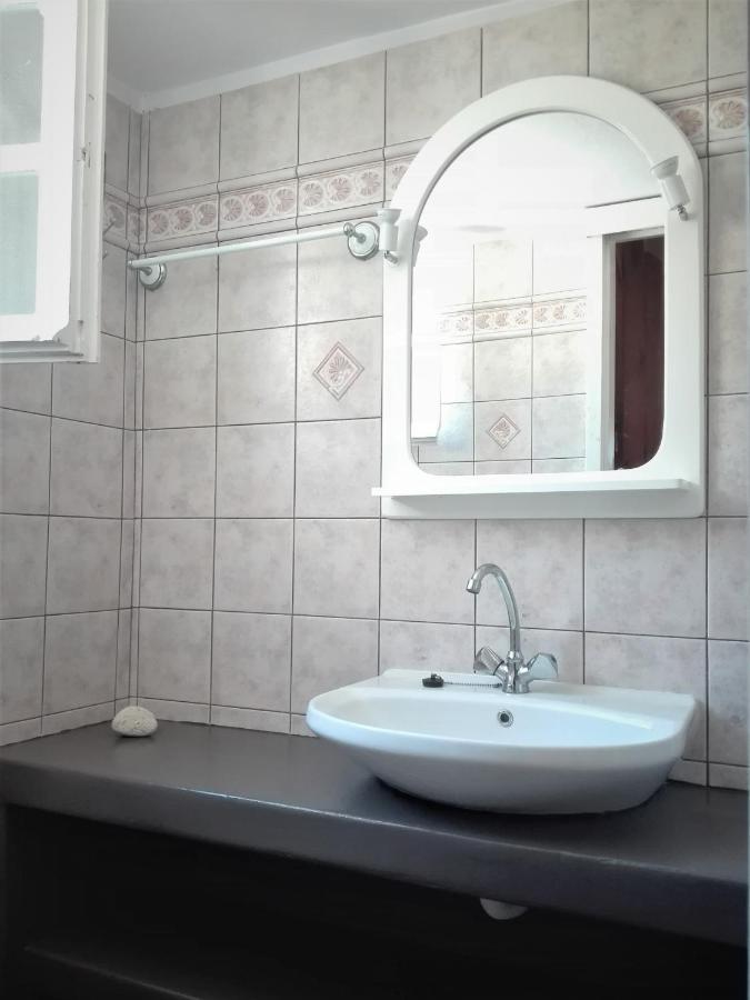 Vila Sunny House With Amazing View For 4+2 Persons Pláka Exteriér fotografie